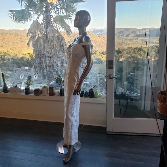 Jessica McClintock Bridal Wedding Dress - Picture 4 of 10